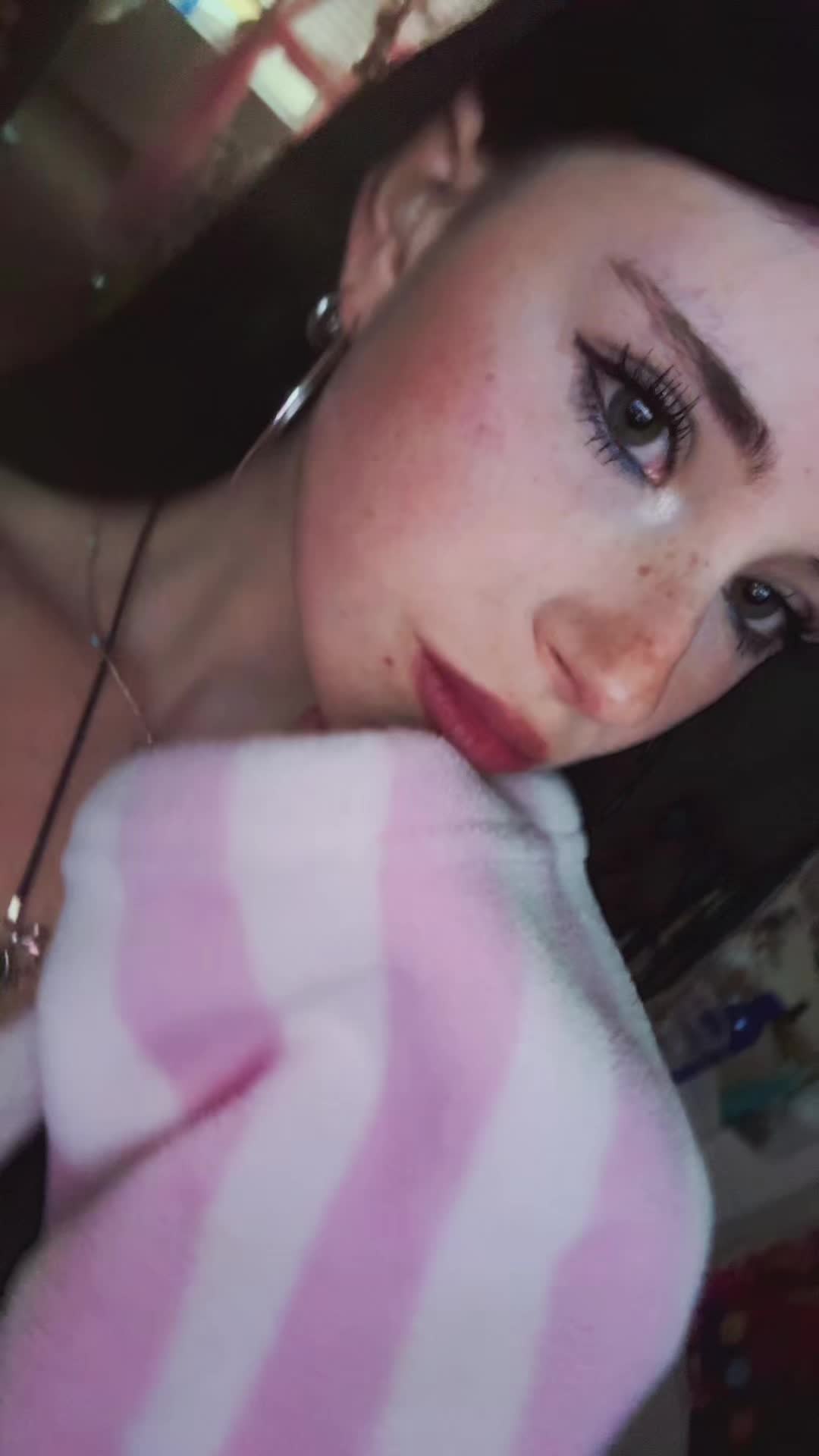 @tay ⟢