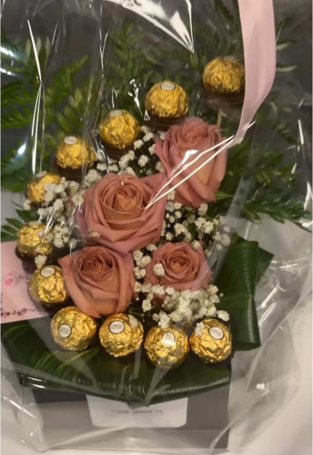 @floriebouquets