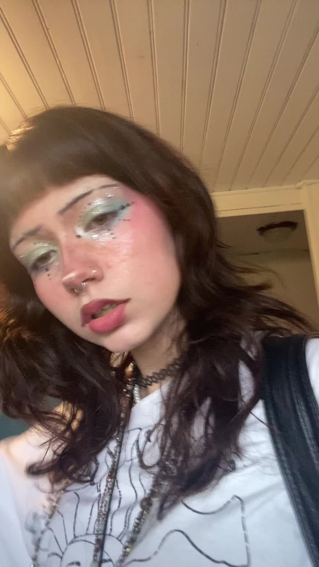 @★