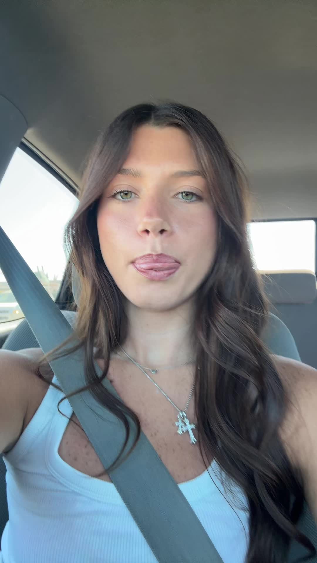@Kendrabellows