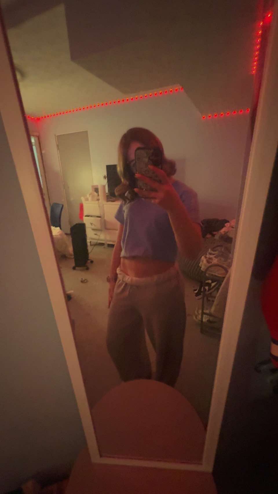 @b.r.o.o.k.l.y.n