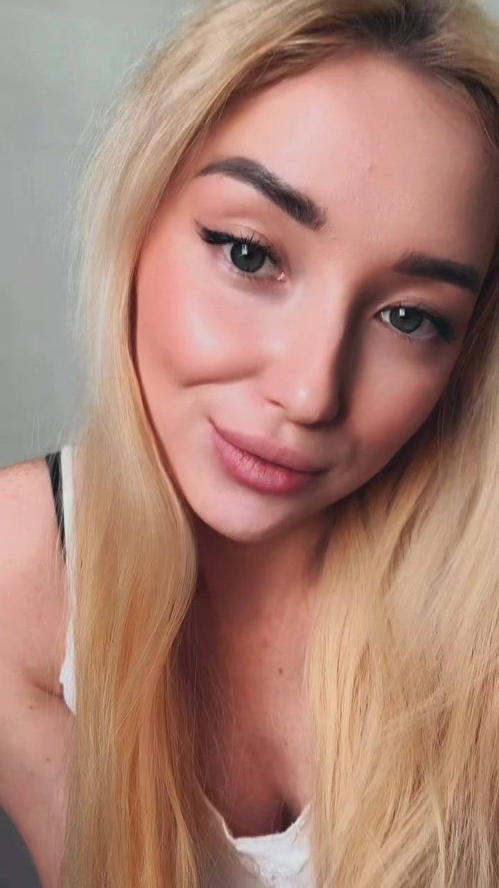 @Angelina