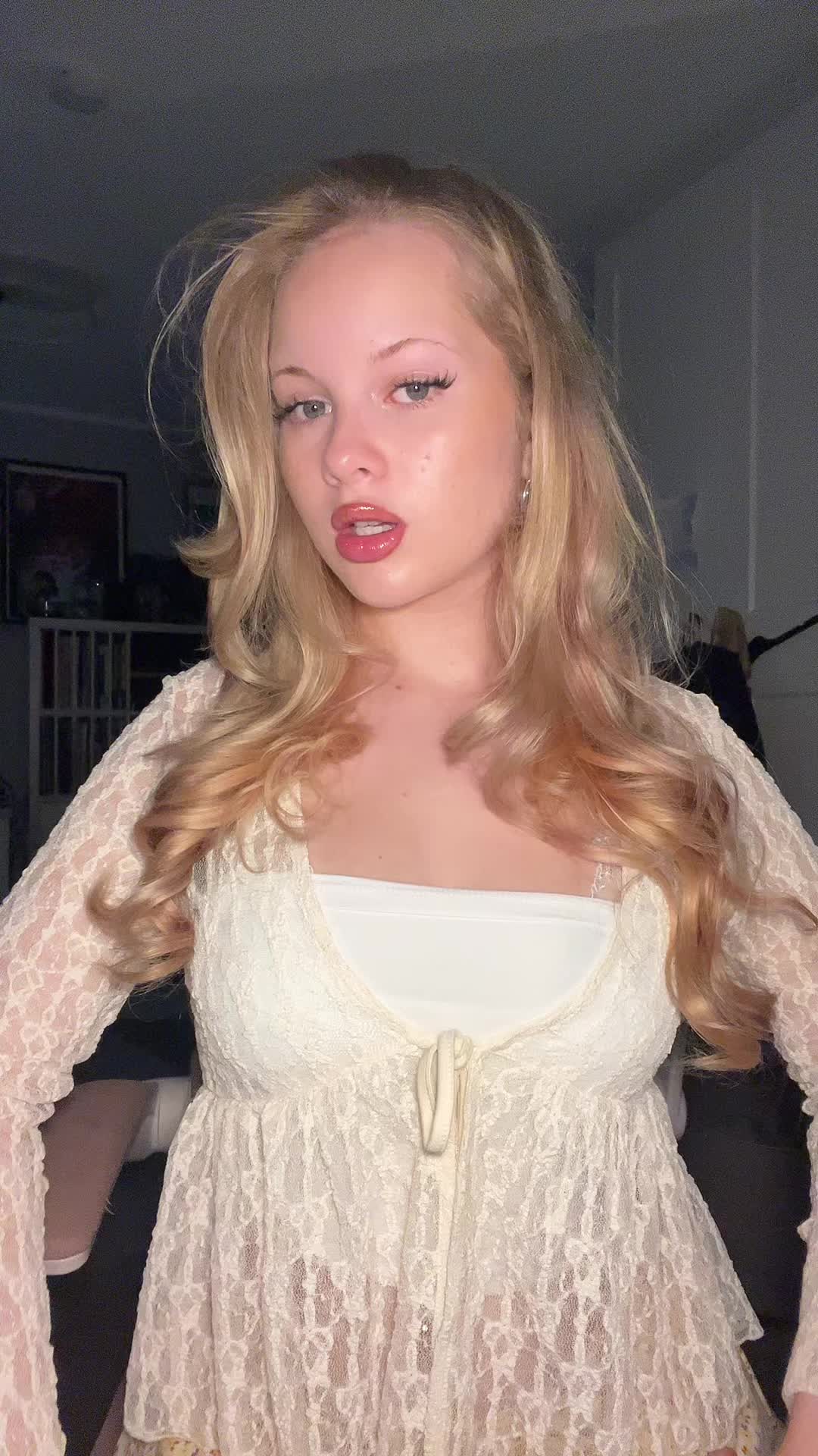 @Laura