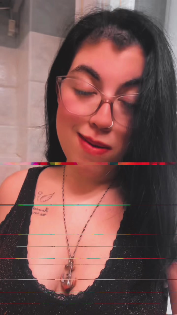 @Lallainghes2001