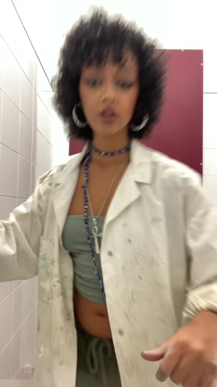 @In_daiana_jones