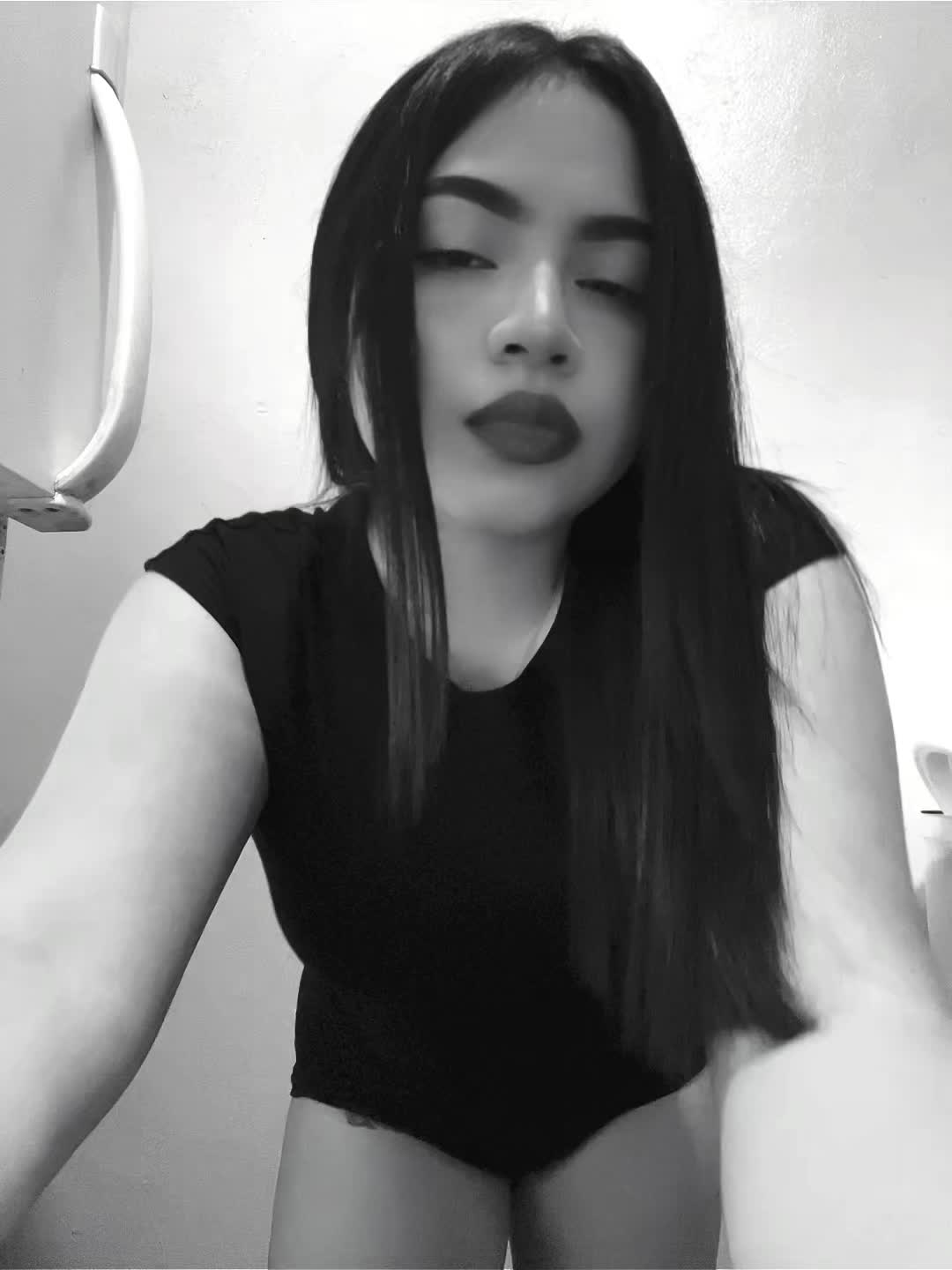 @Nini 🎀🫧
