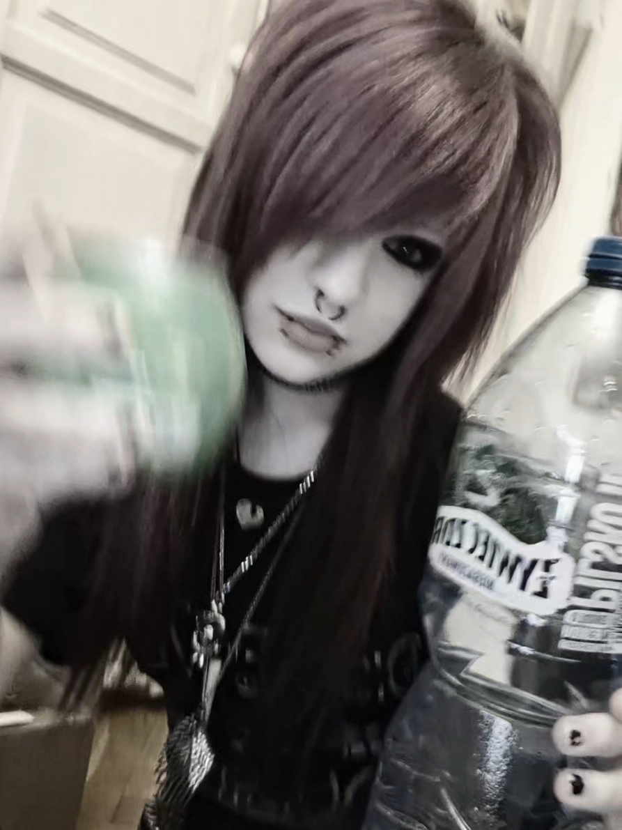 @☣︎ 𝔇𝔢𝔞𝔡𝔙𝔞𝔪𝔭 ☣︎