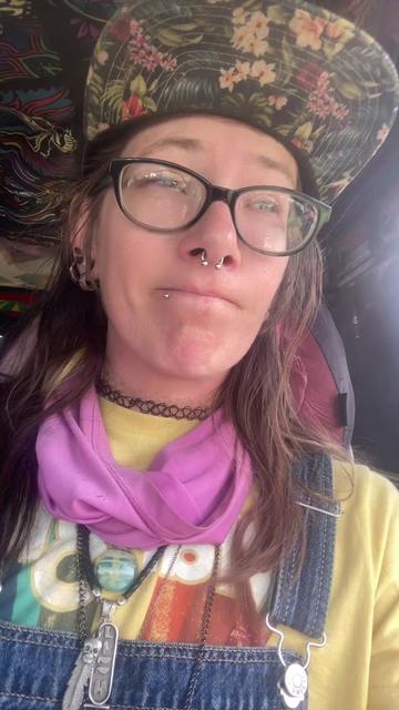 @GiraffeMoshPit