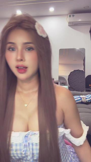 @T&Oacute;C XINH C&Ocirc; KIM