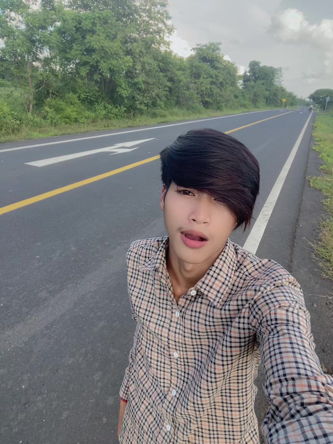 @វិ សាល 🎀 🐷