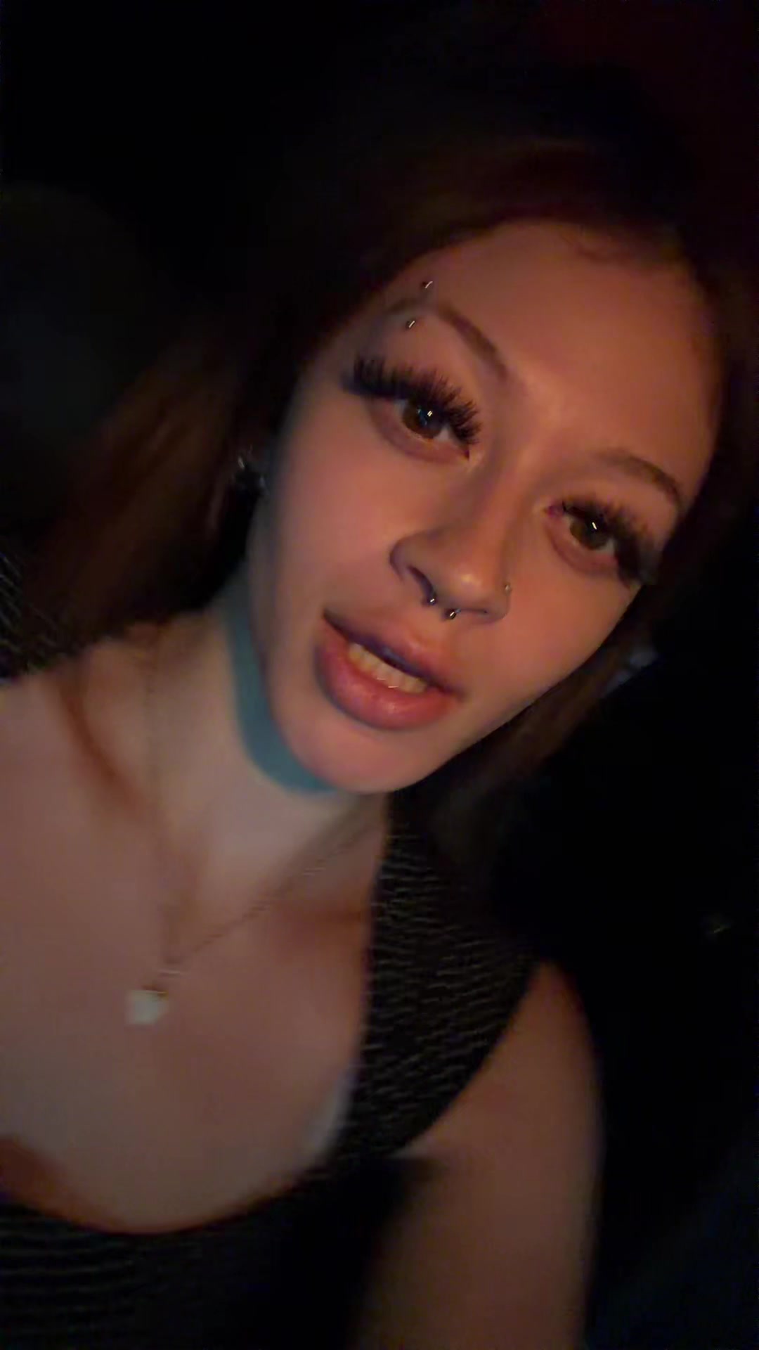 @️