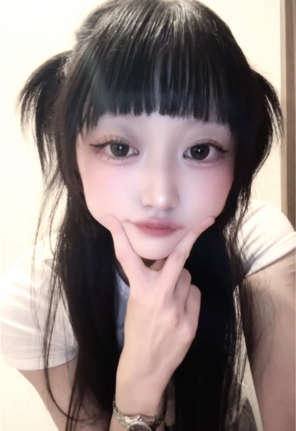 @か