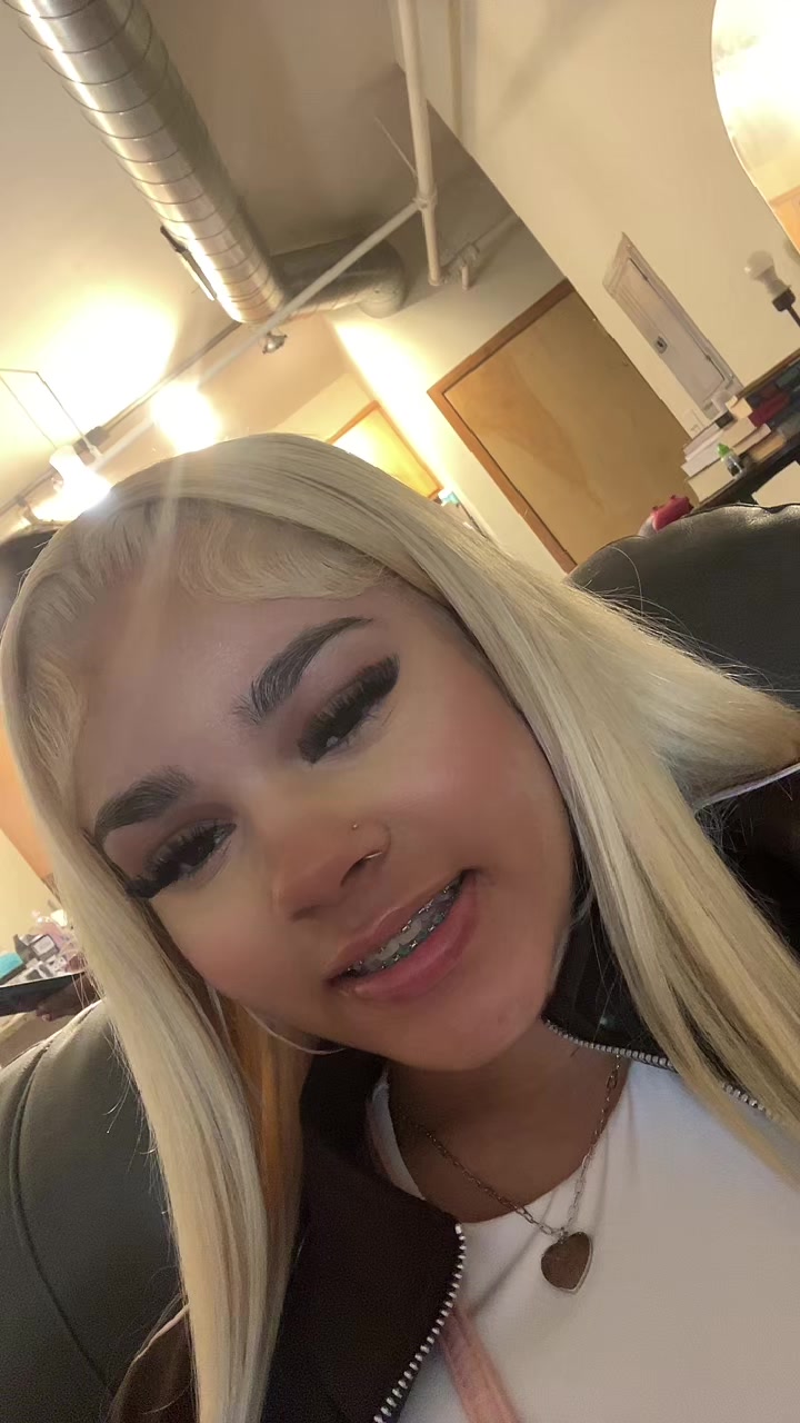 @🫶🏽