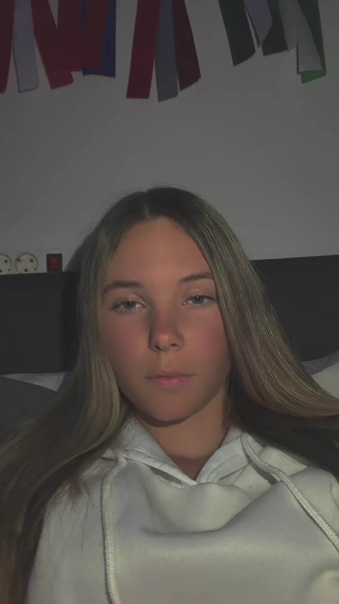 @Lena.pltdr