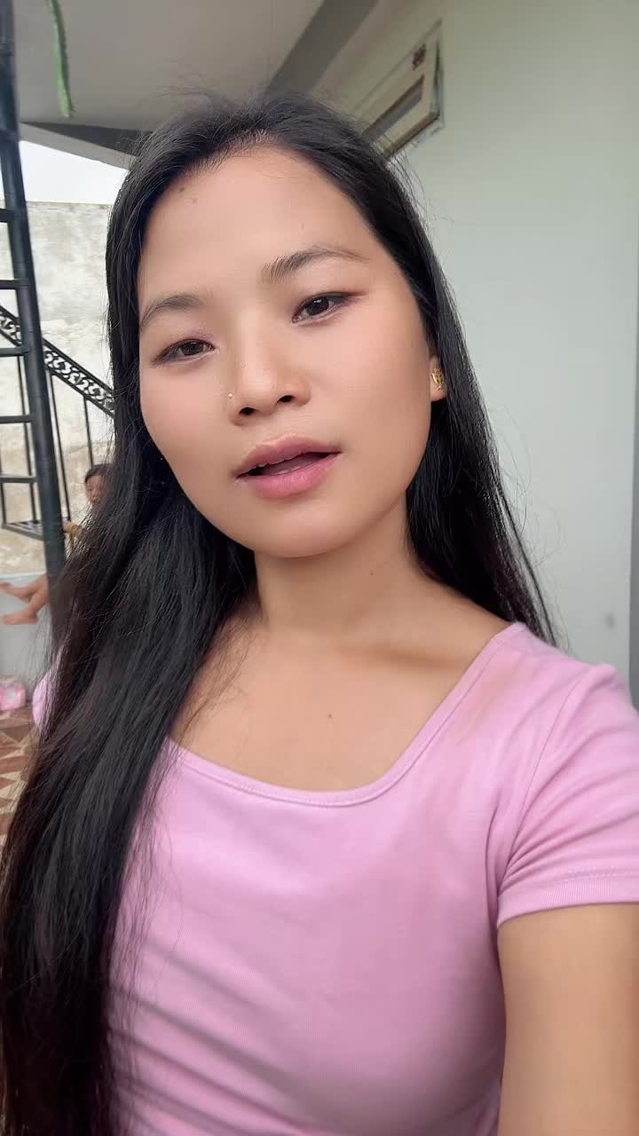@सुबि