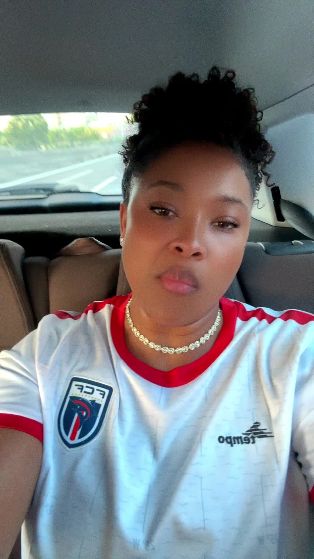 @Lenisa Furtado