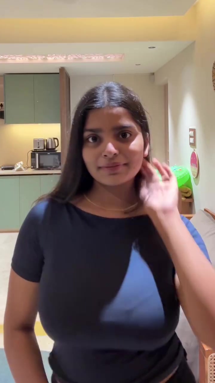 @Anushka_deokate