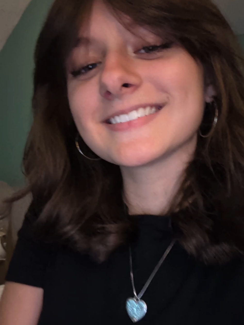 @ItsAbigailOfficial