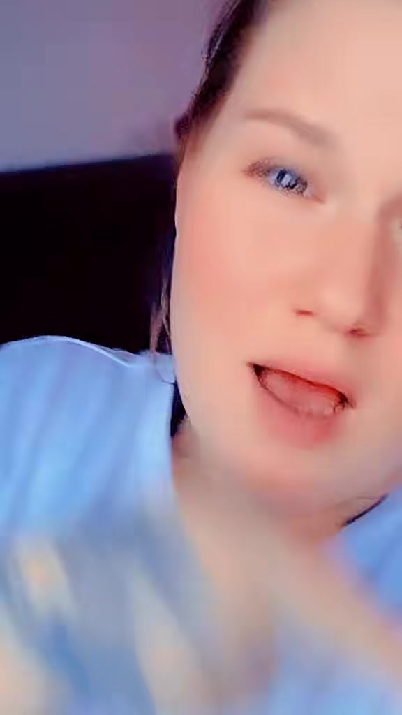 @JasPakas &bull;Ela&bull;