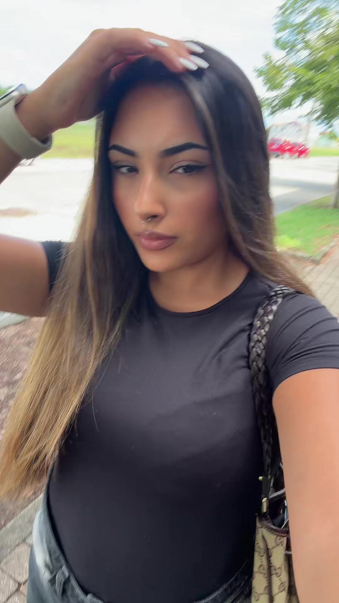 @A L E S S I A🦋