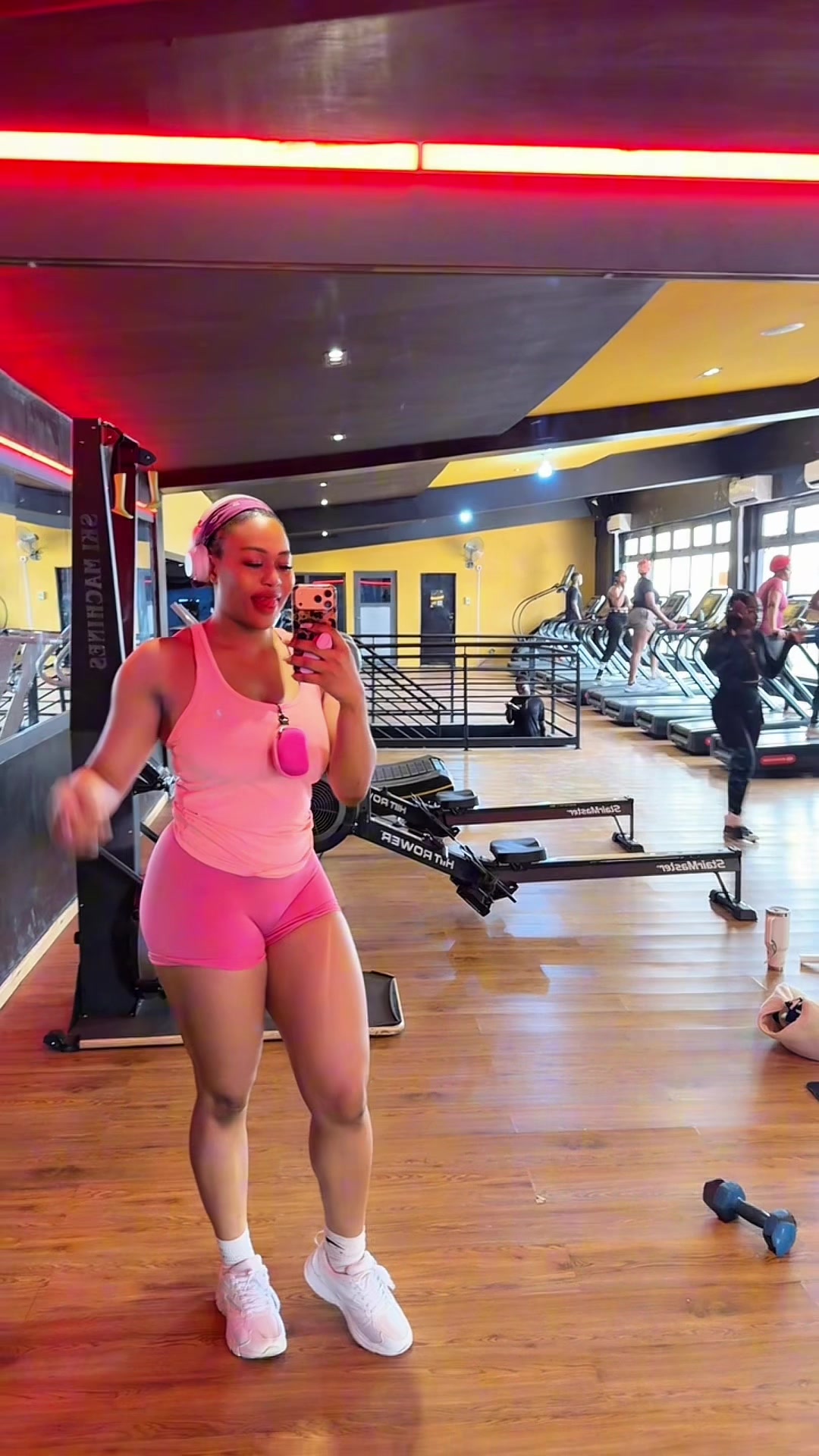 @Vandora_Vandora