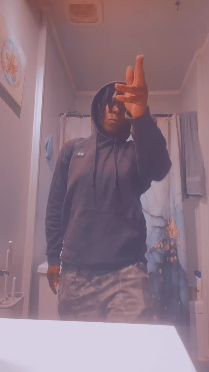 @STUDTINGZ🙃