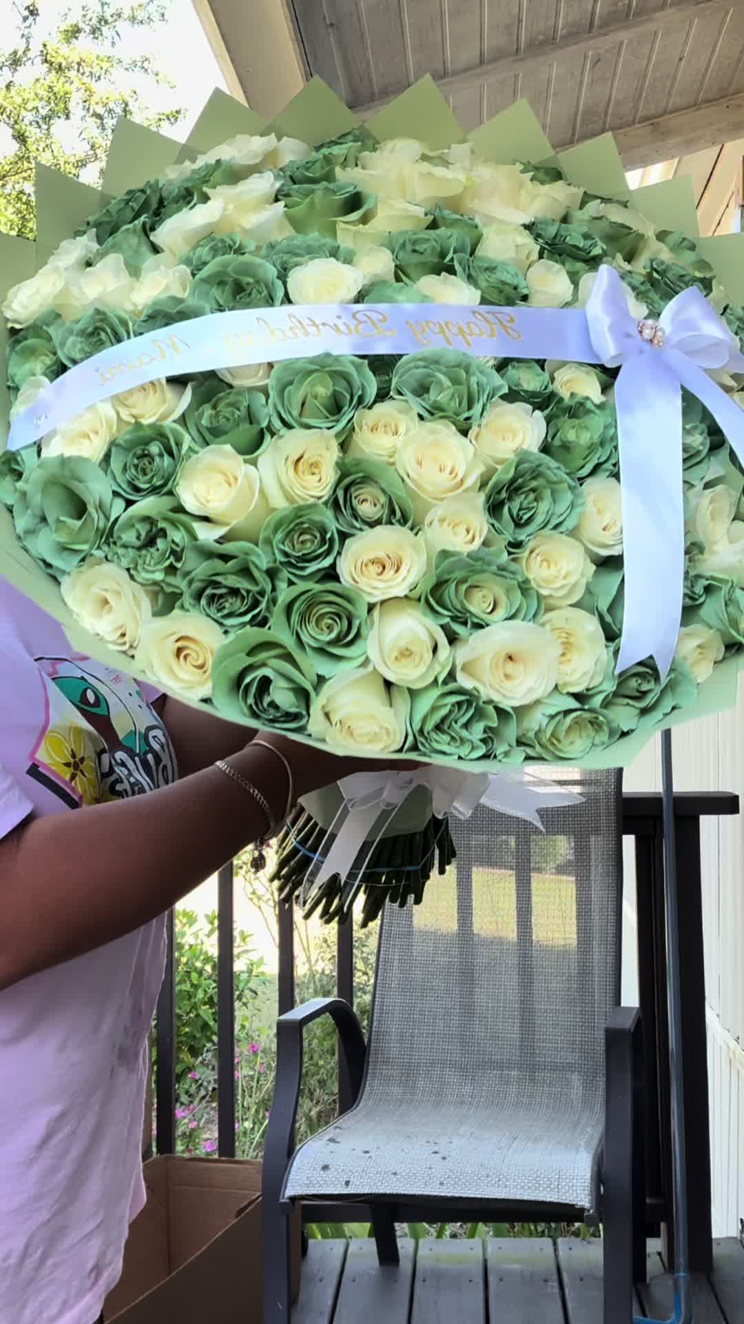 @rossellblooms