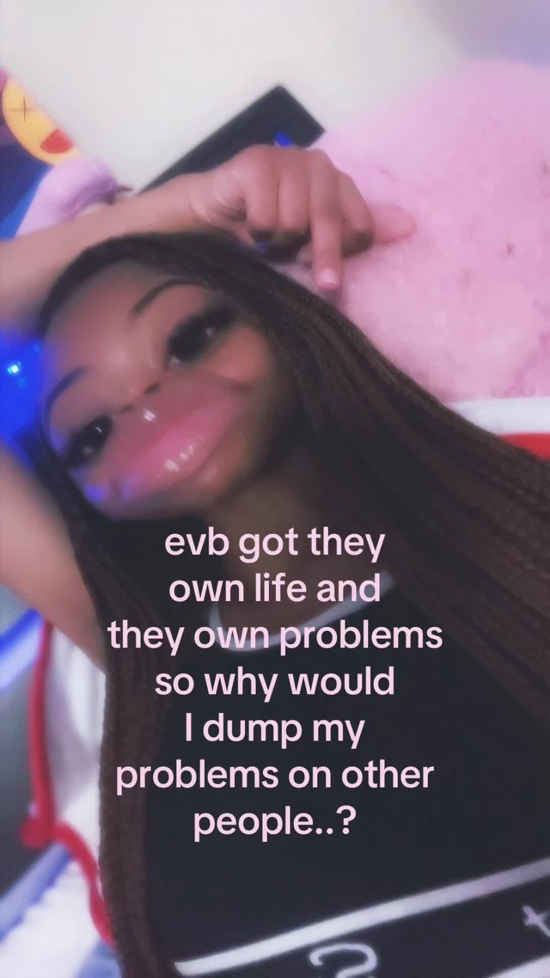 @ꨄ︎.