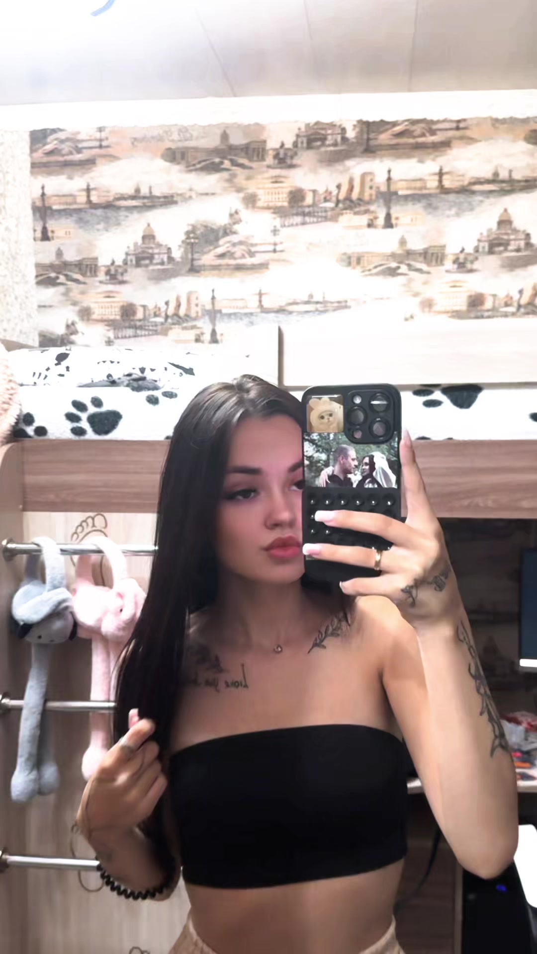 @Сучка&hearts;️😏