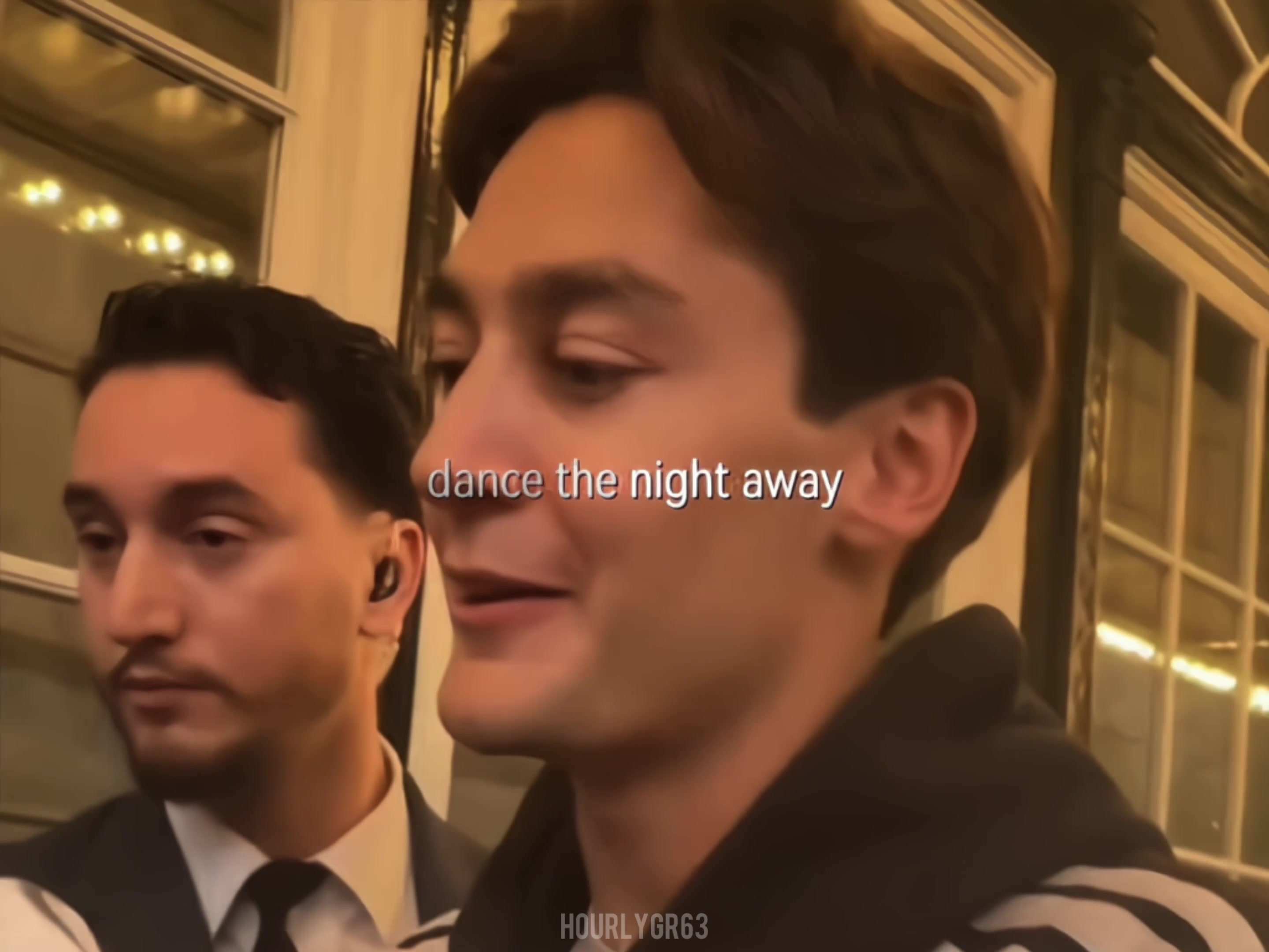 @vee