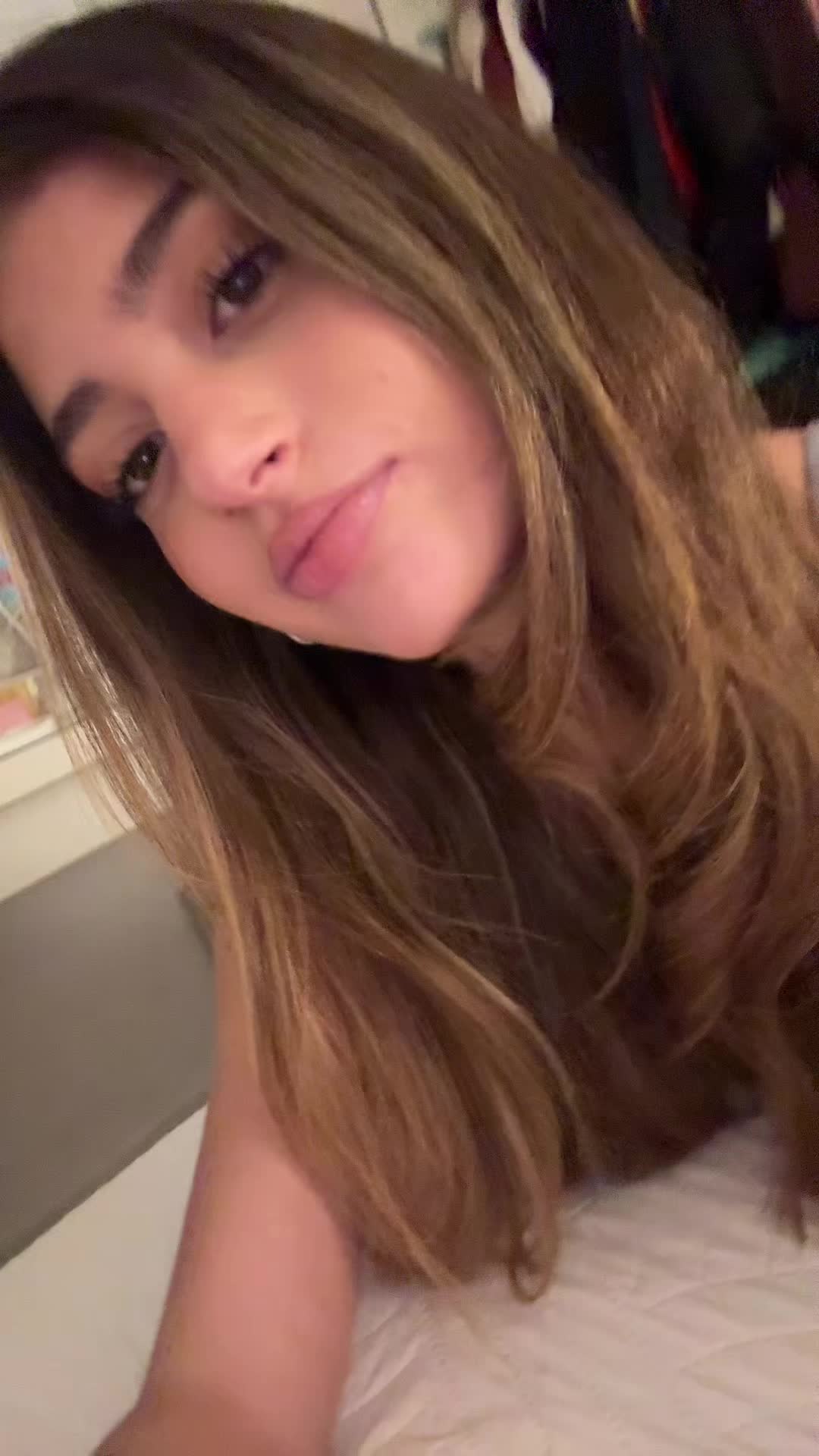 @𝐕