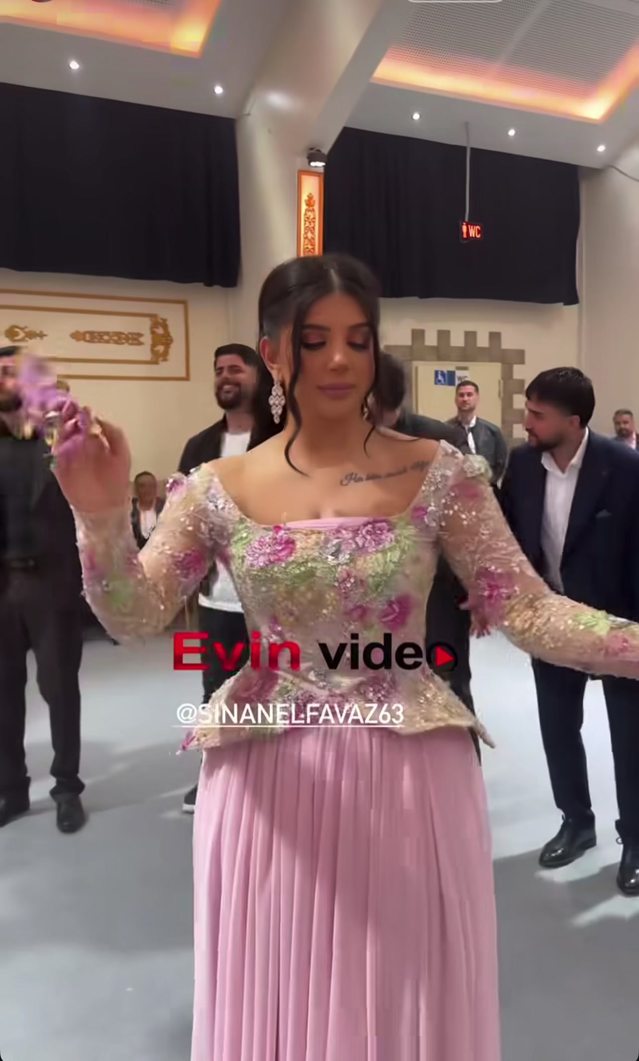 @rojincouture