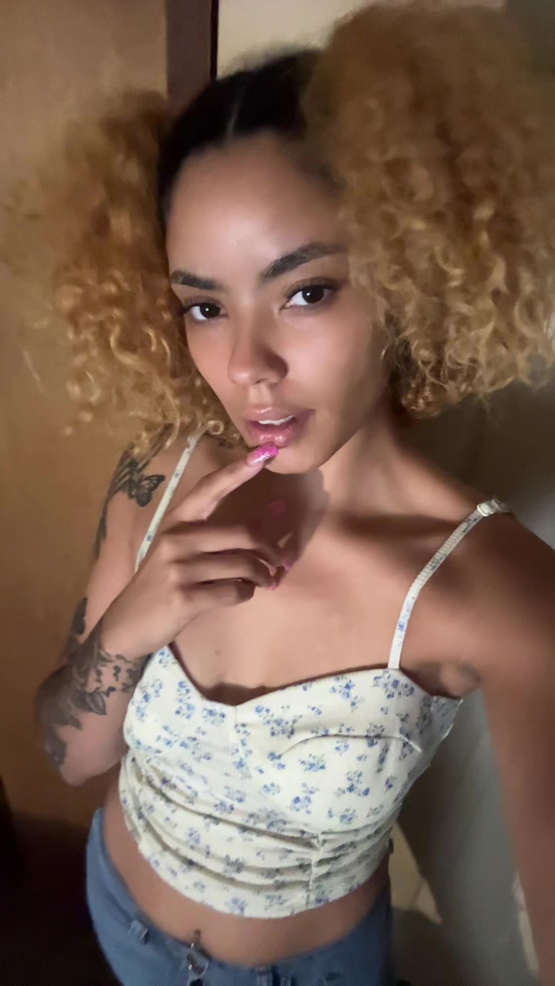 @spontaneousgal01