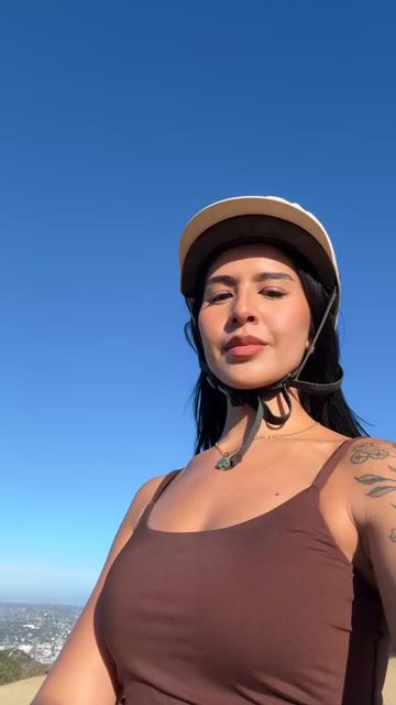 @😚