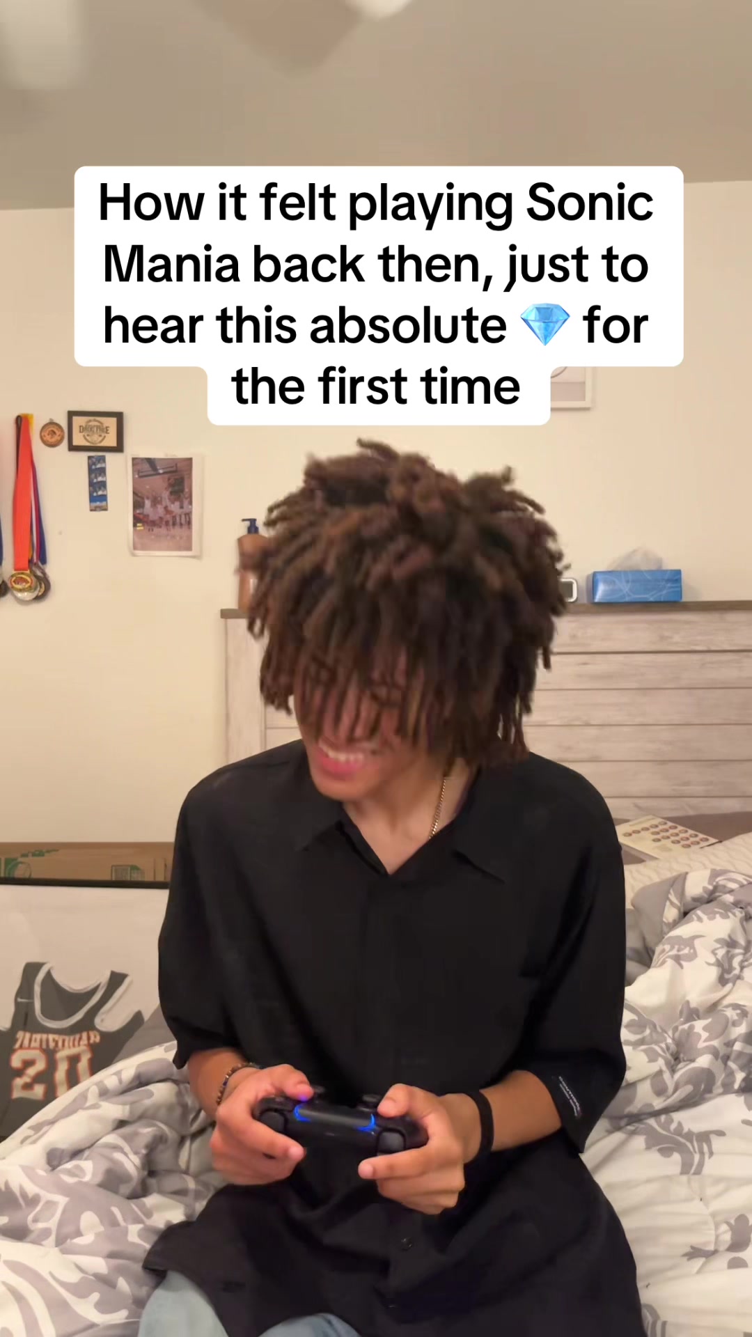 @ITZZ$kovie