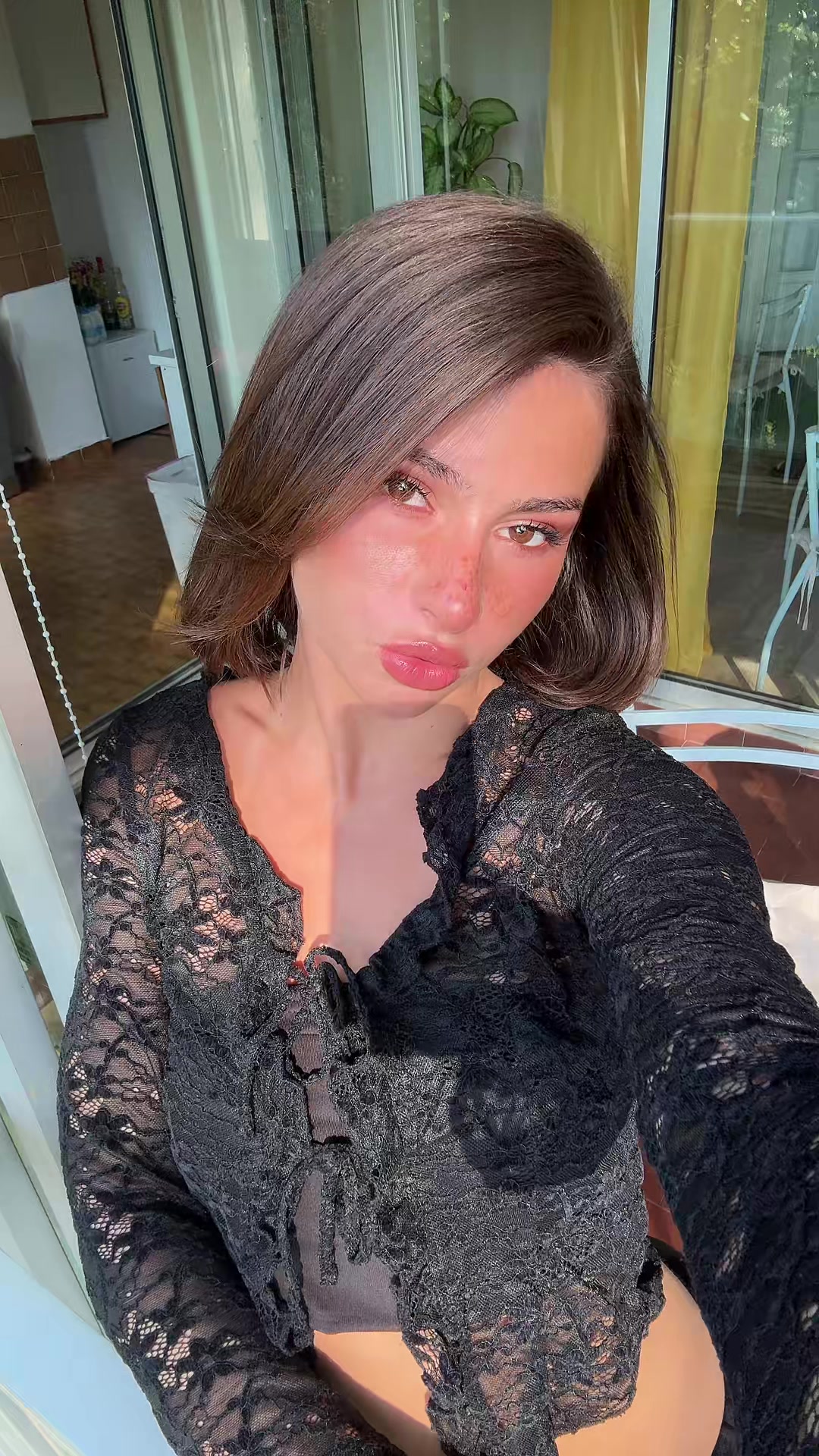 @Elisavaloren