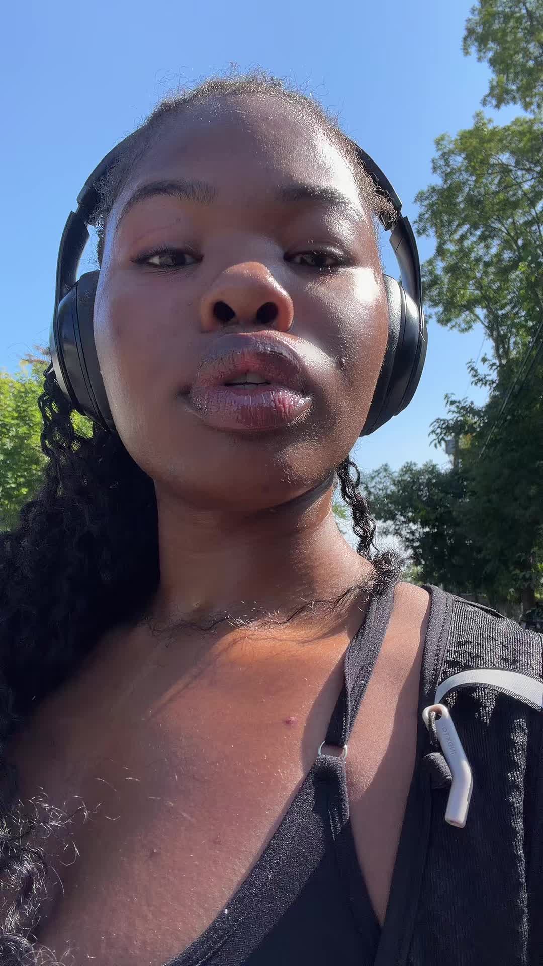 @caristalks