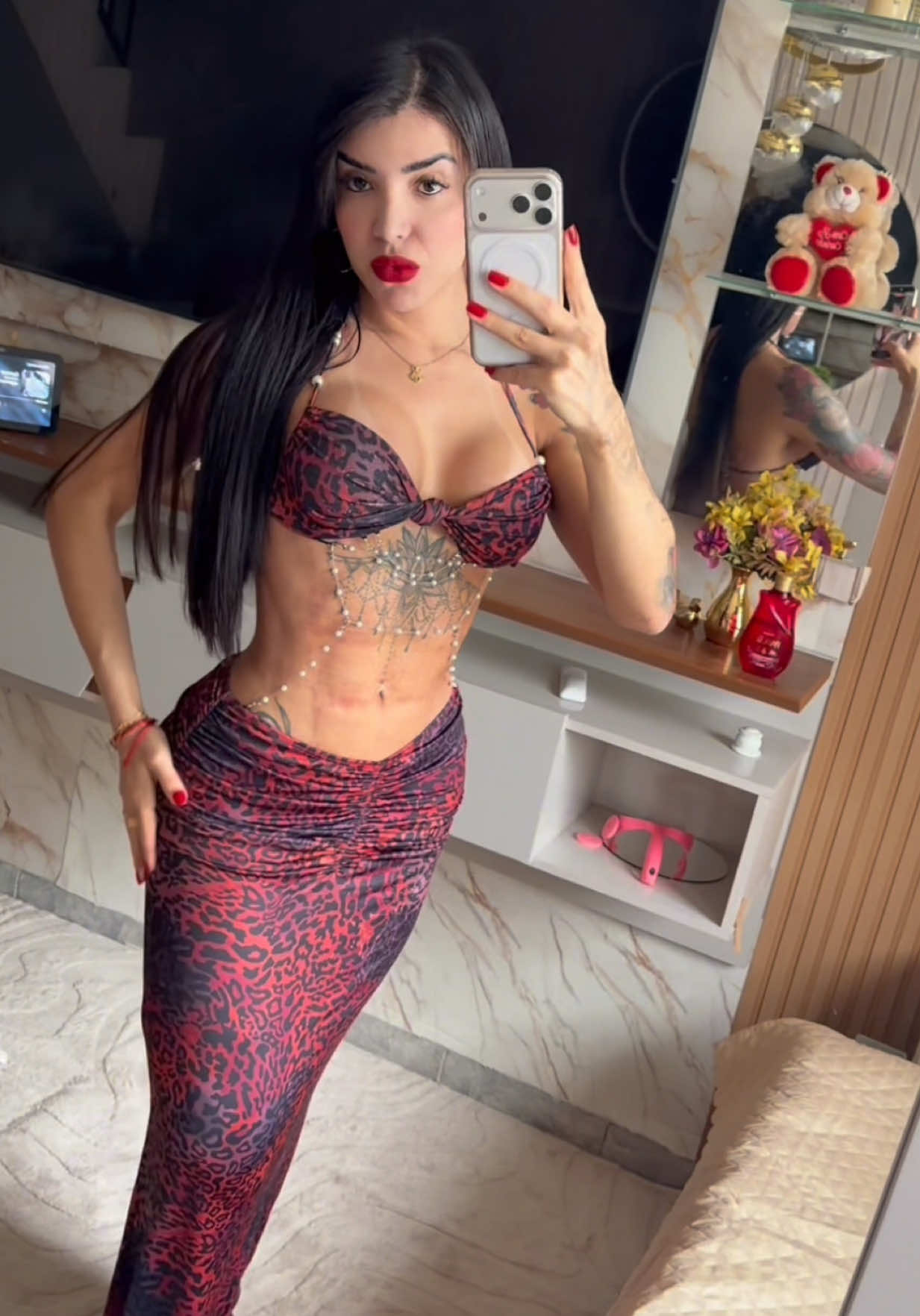@Vitoria_guthier