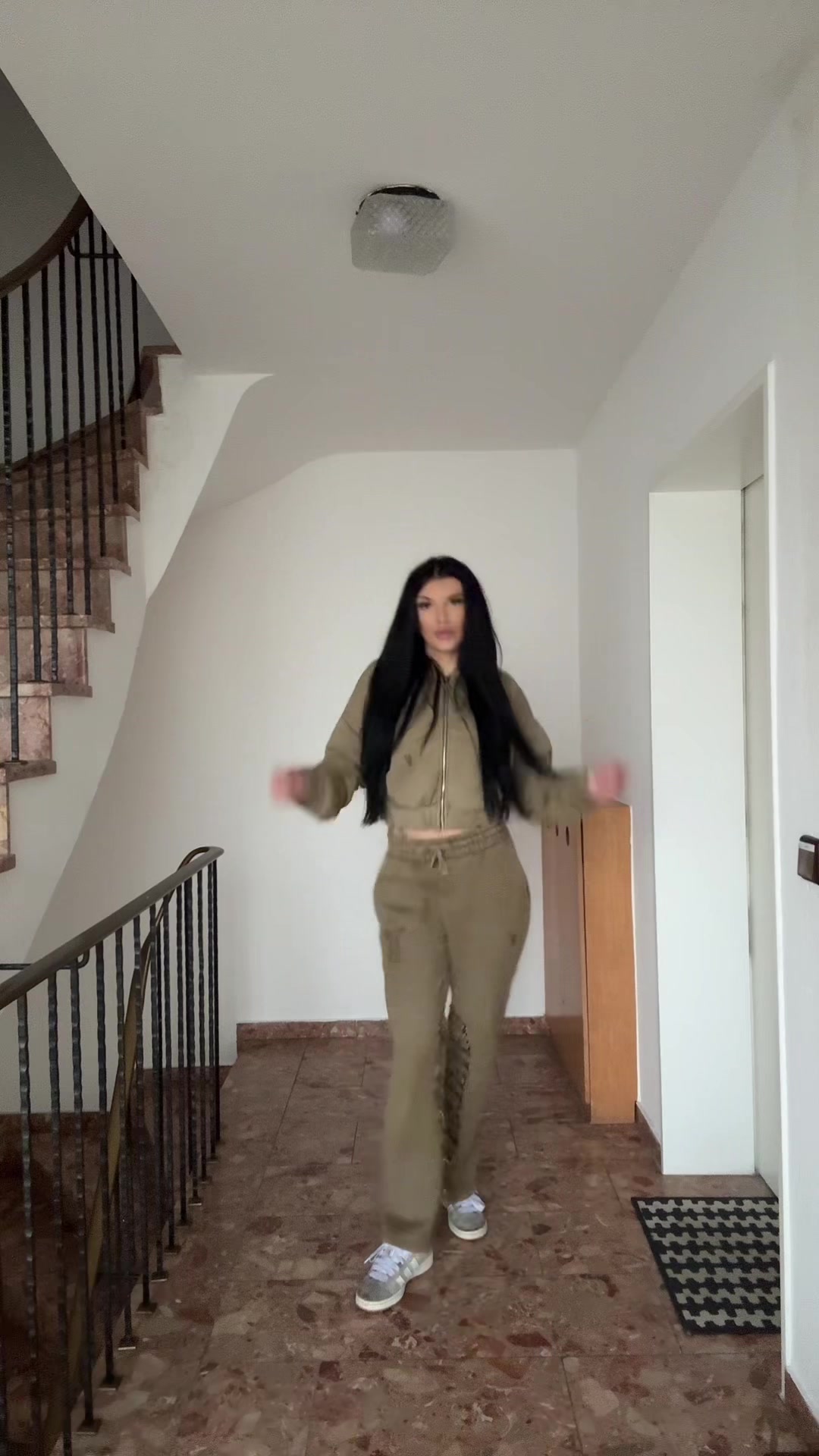 @𝐦𝐢𝐧𝐚