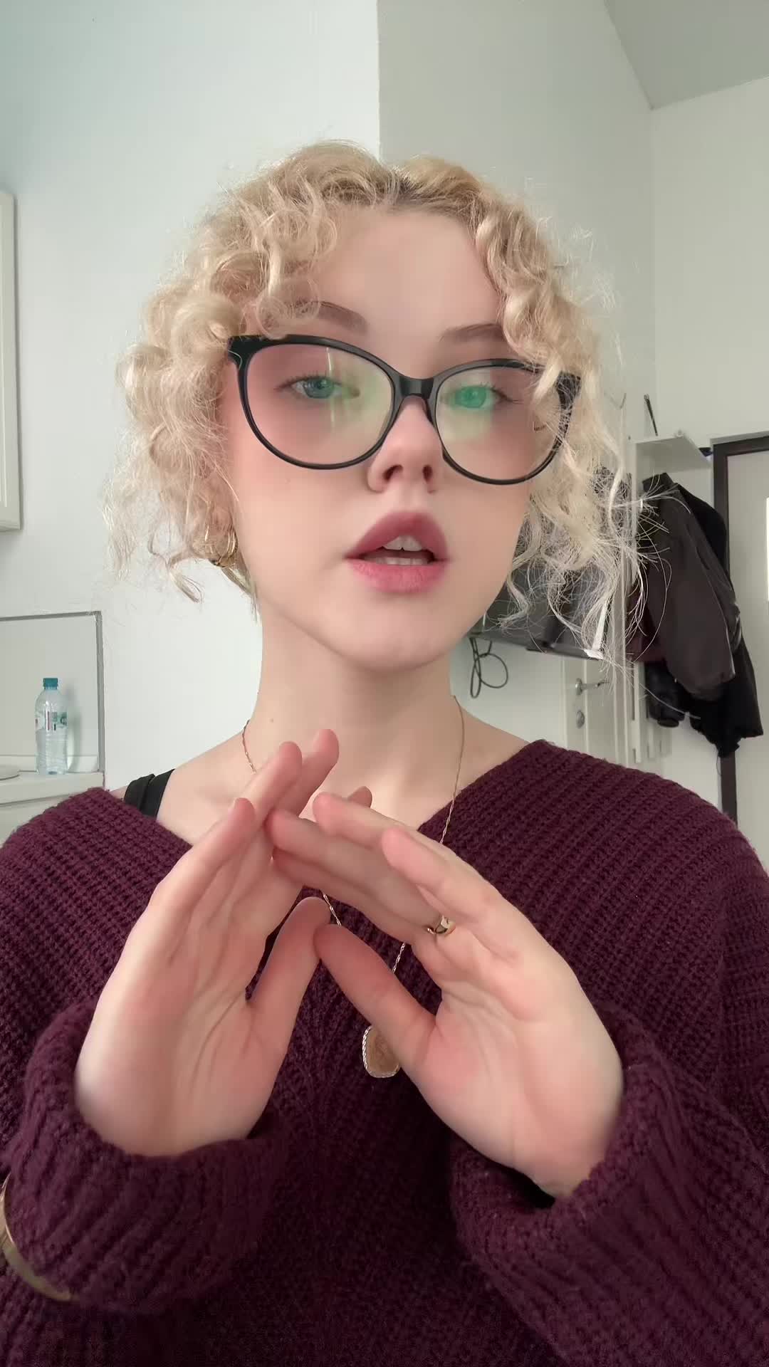 @рия вэсликс <33