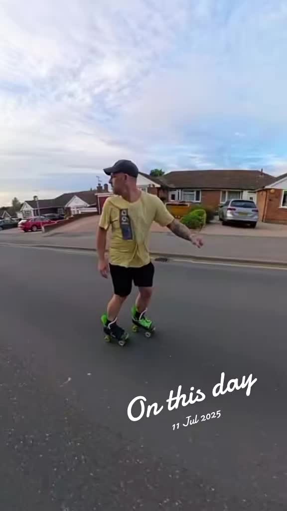 @💚🖤🛼Gazzaonsk8s⛸️🖤💚