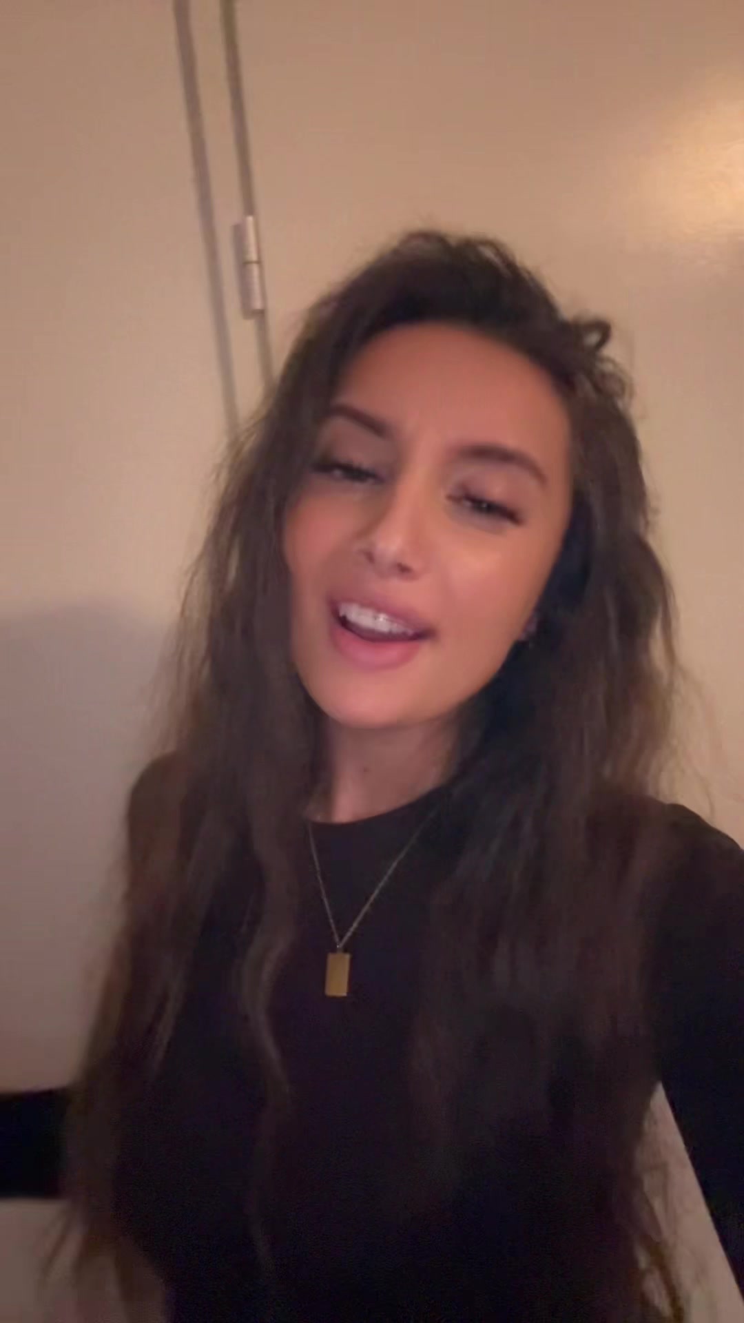 @Aulona