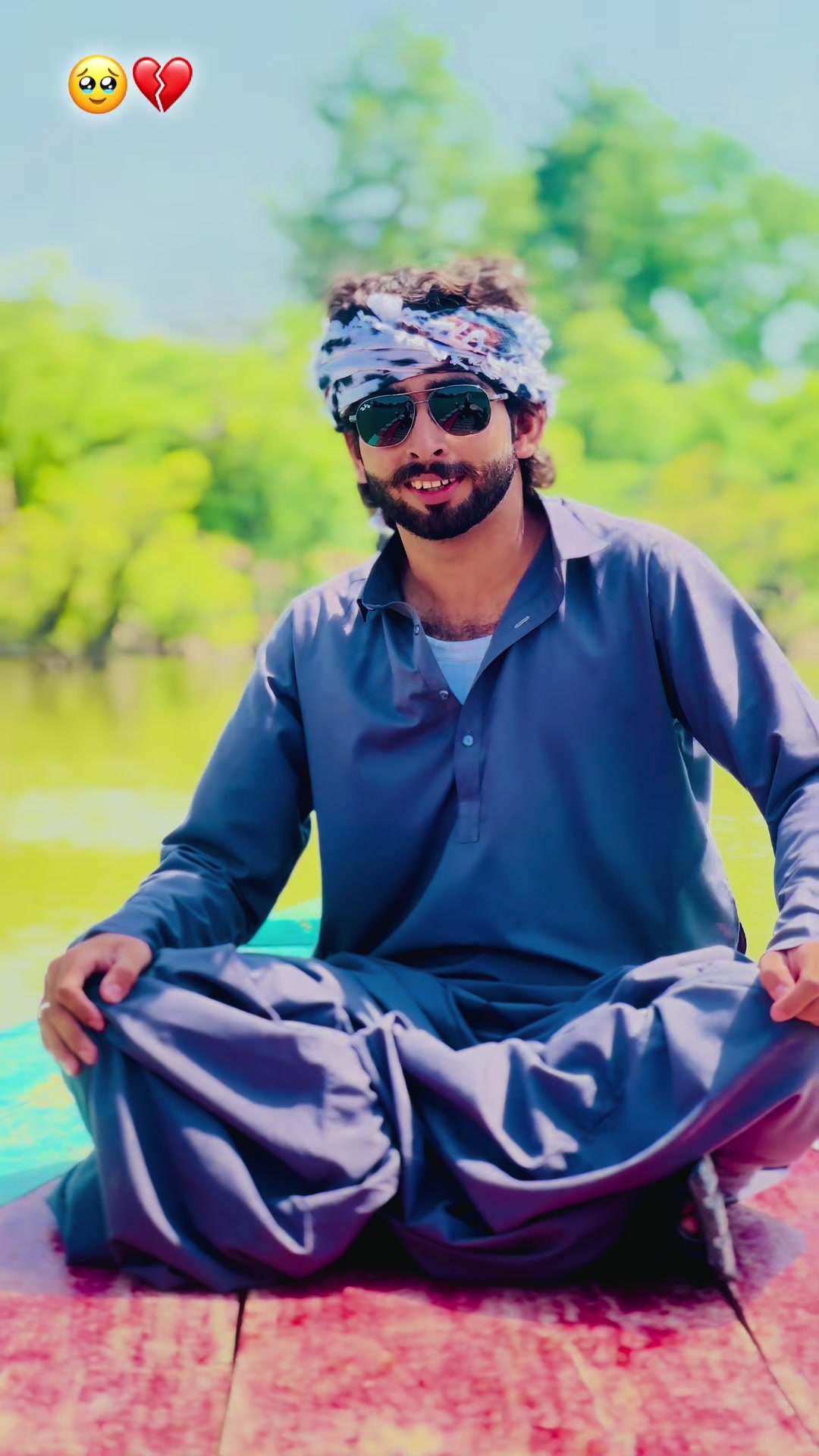 @آنا پرست 😎🔥