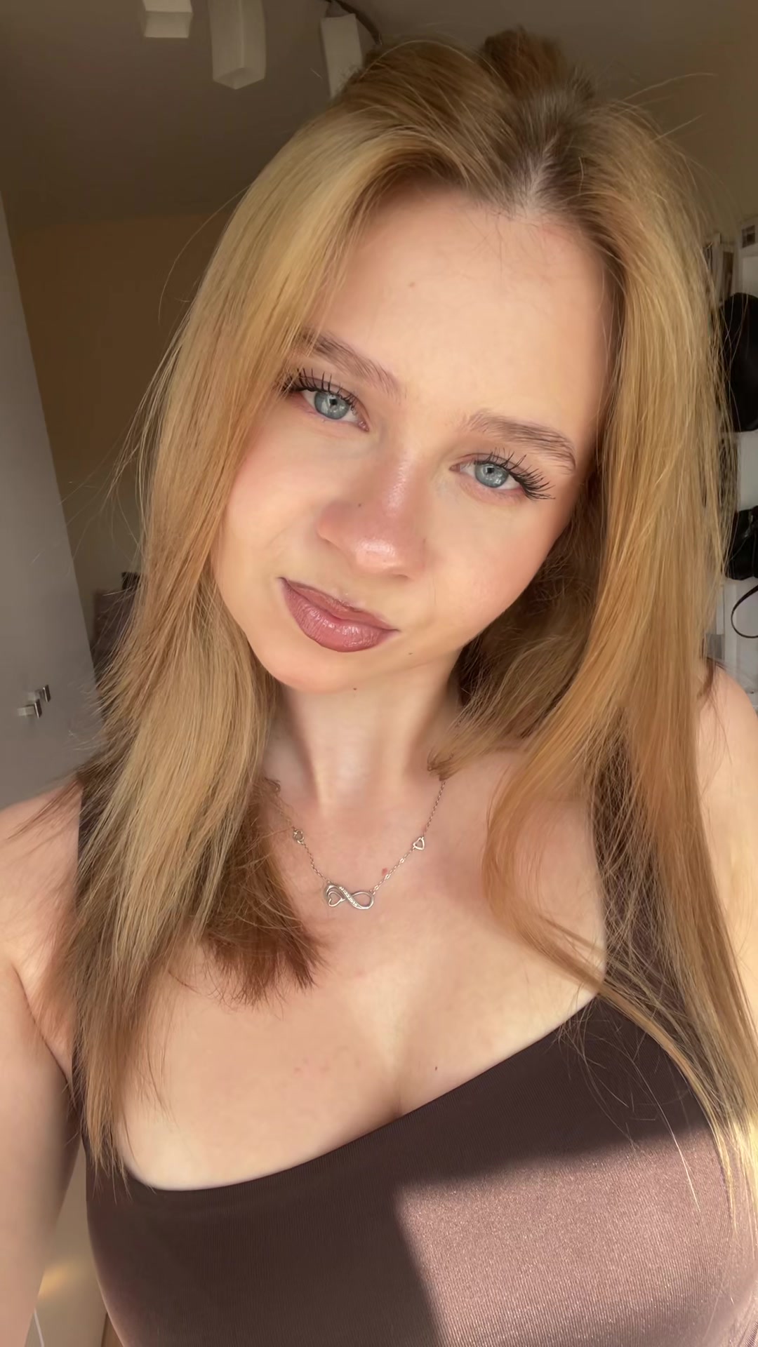 @🥥