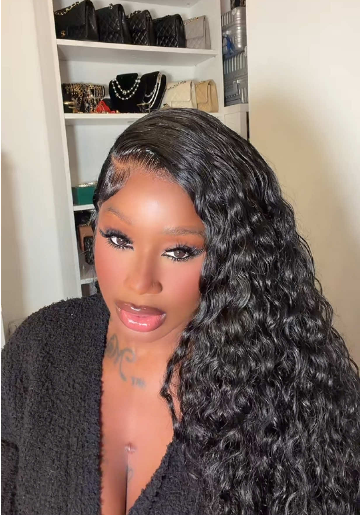@kingkarine.