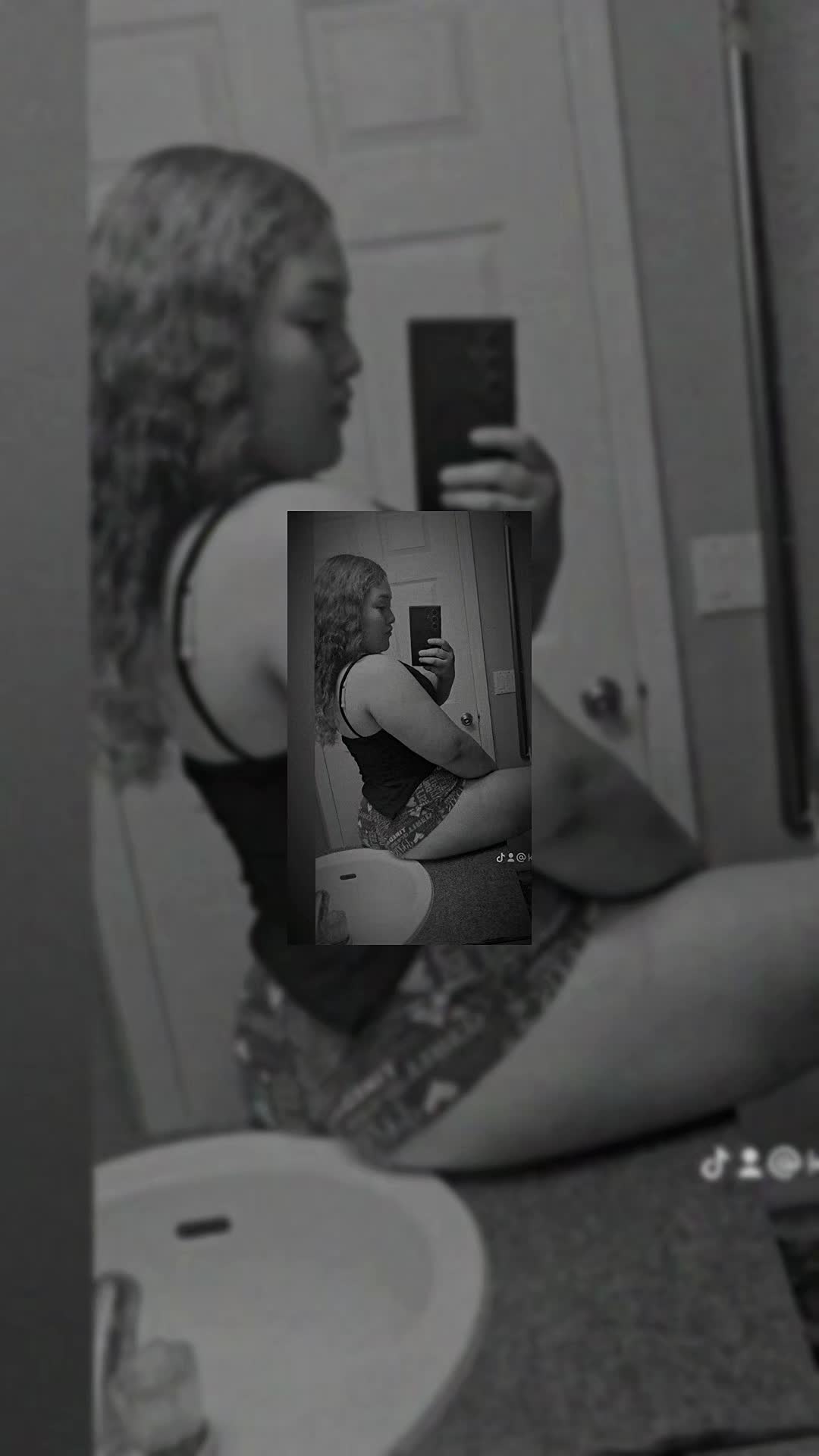 @⭐️🦋♡M○ra|€$♡🦋⭐️
