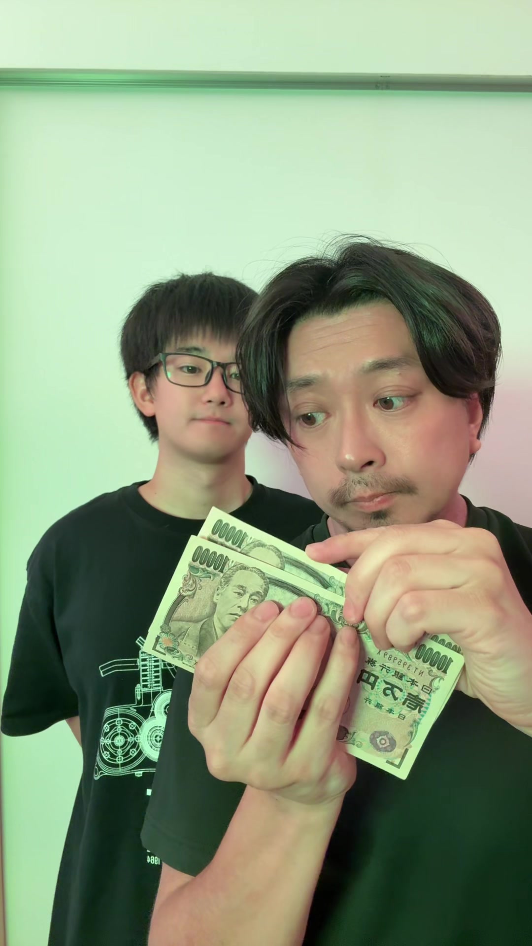 @Buzz Magician Shin シン