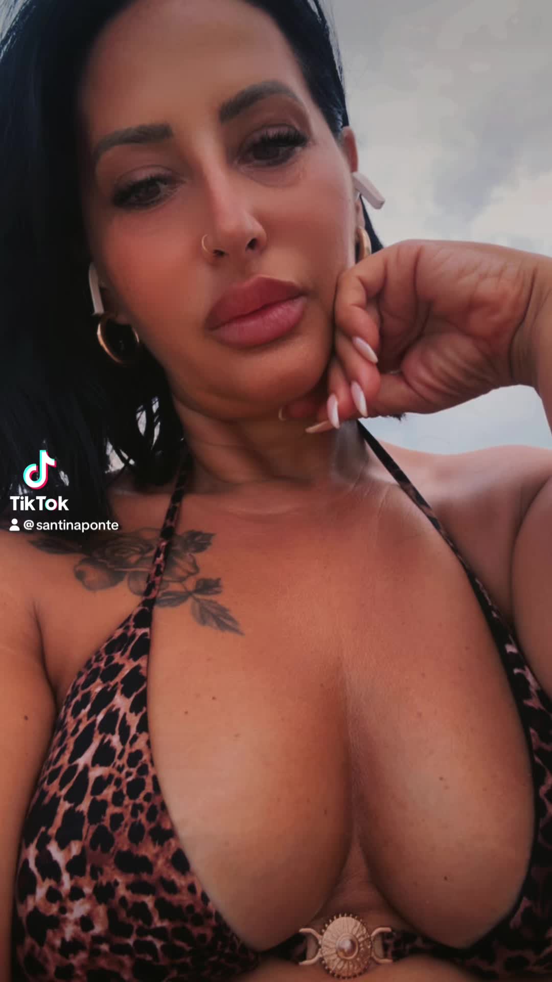 @Santina Ponte😈👑🖤🔥