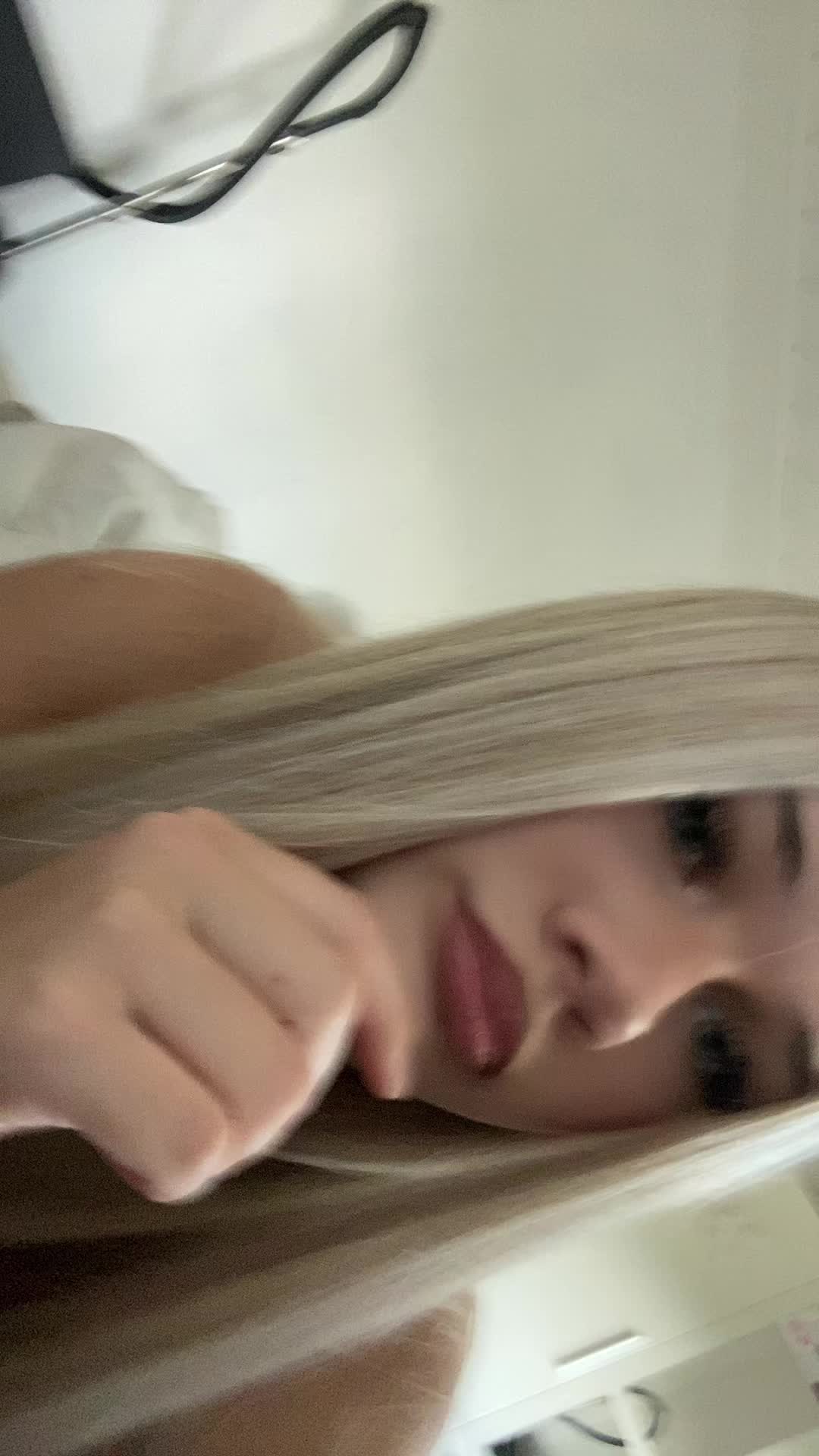 @Leooo