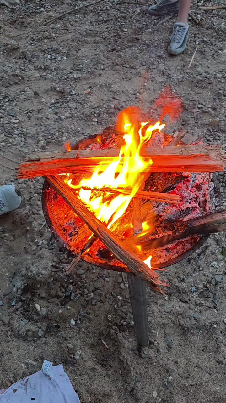 @ابن عفرين✌️